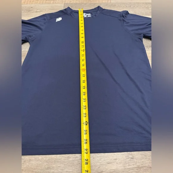 New Balance Deep Navy Tee - Picture 4 of 5
